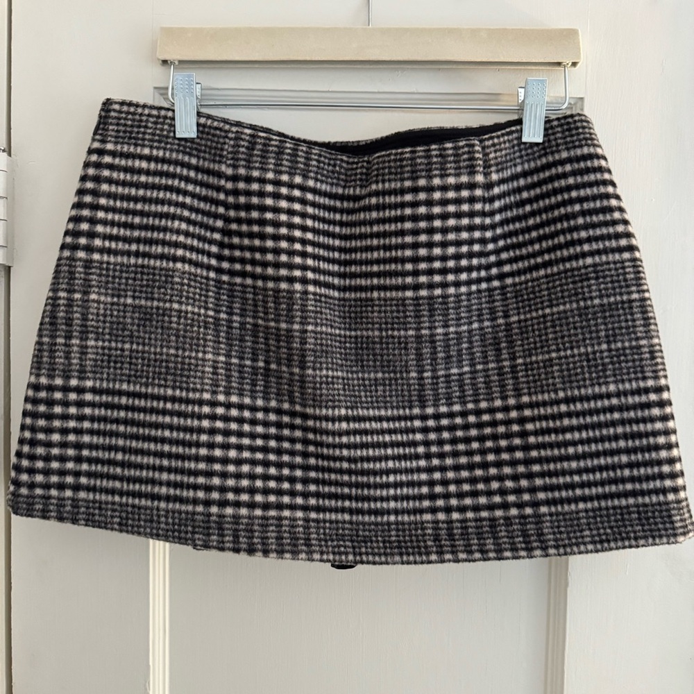 Abercrombie & Fitch Mini Skort Y2K Wool Plaid Black White M Zip Academia Preppy